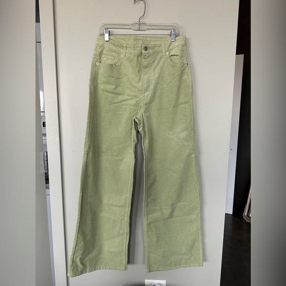 Wide Leg Corduroy Pants - Picture 2 of 4